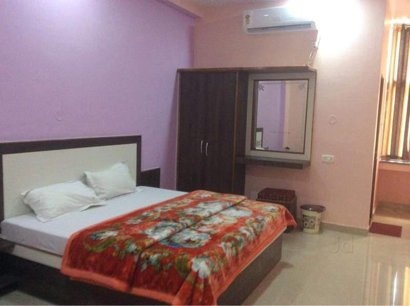 Hotelyashpalace Maihar Exterior photo